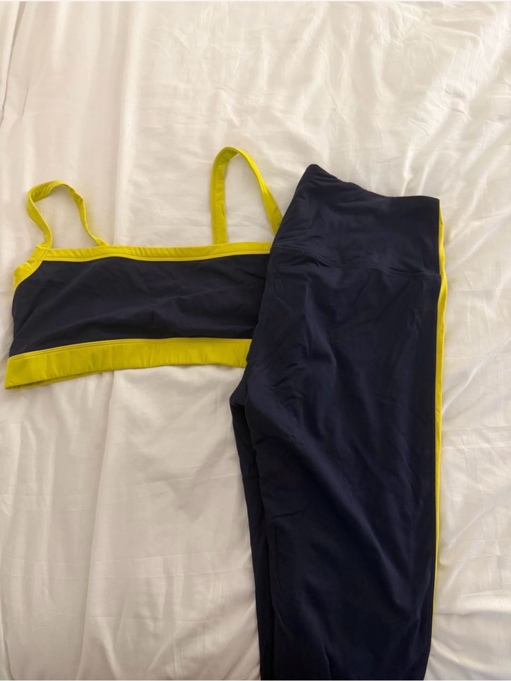 Women’s Navy and Yellow splits59 Active Leggings Set